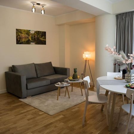 Azaleea Apartments Бухарест Екстер'єр фото